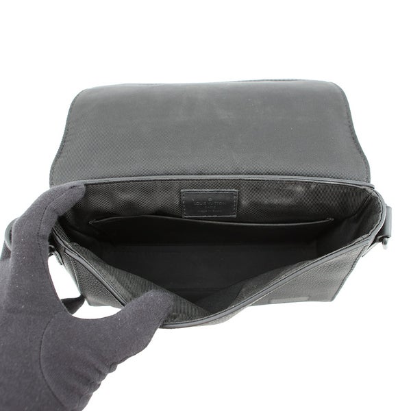 ルイヴィトン ショルダーバッグ LV アエログラム テイクオフ・メッセンジャーPM  M24769 LOUIS VUITTON ブラック 黒