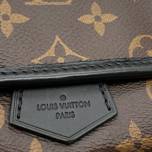 ルイヴィトン ショルダーバッグ モノグラム・マカサー マグネティック・メッセンジャー M45557 メンズ 黒 ブラック