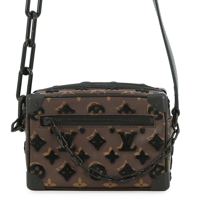 ルイヴィトン ショルダーバッグ モノグラム・タフタージュ ミニ ・ソフトトランク M68970 ブラック 黒