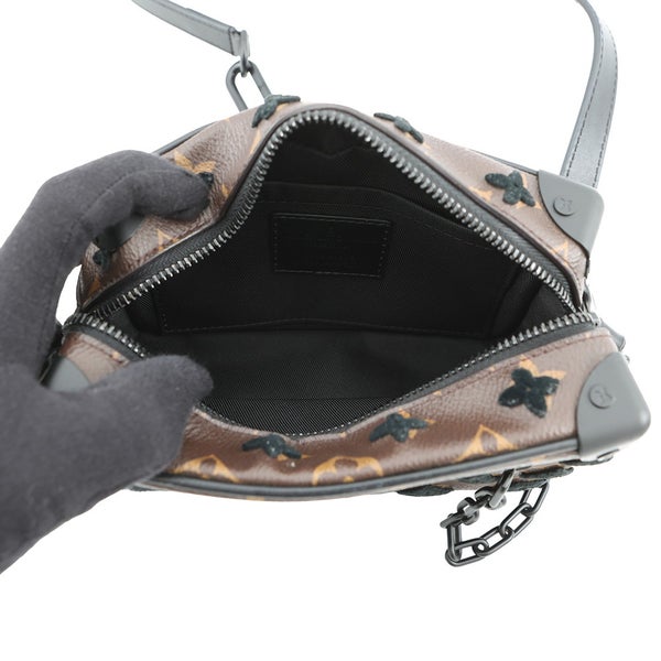 ルイヴィトン ショルダーバッグ モノグラム・タフタージュ ミニ ・ソフトトランク M68970 ブラック 黒