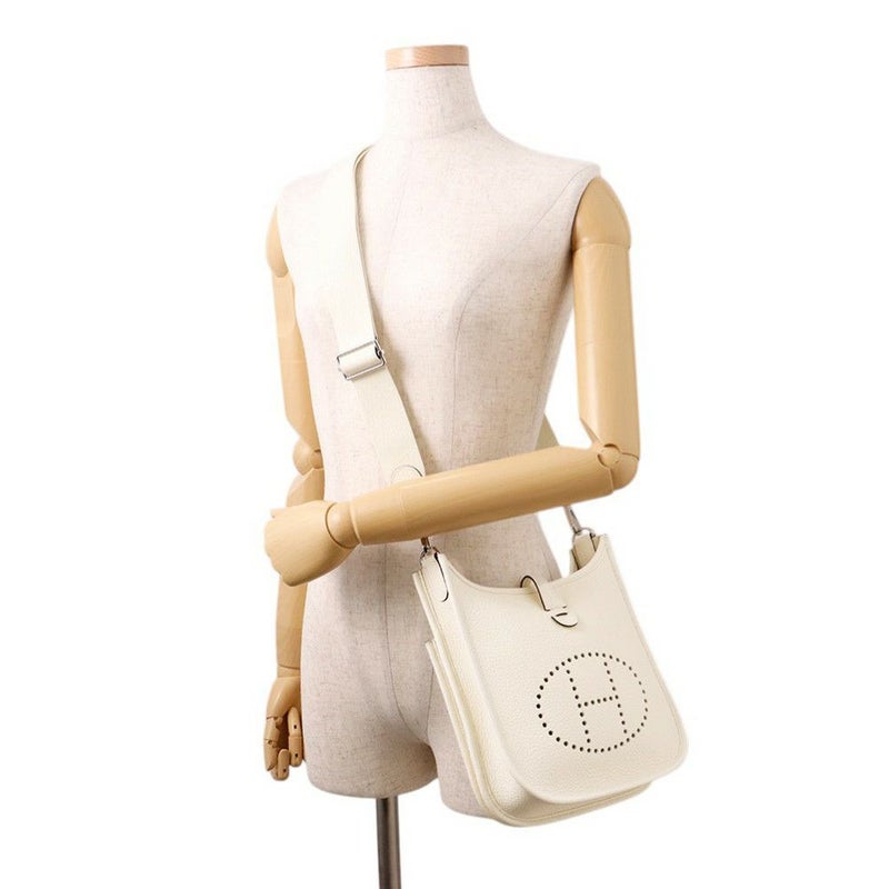 エルメス ショルダーバッグ エブリン3 23  クレーム/シルバー金具 トリヨンクレマンス K刻印 クリーム