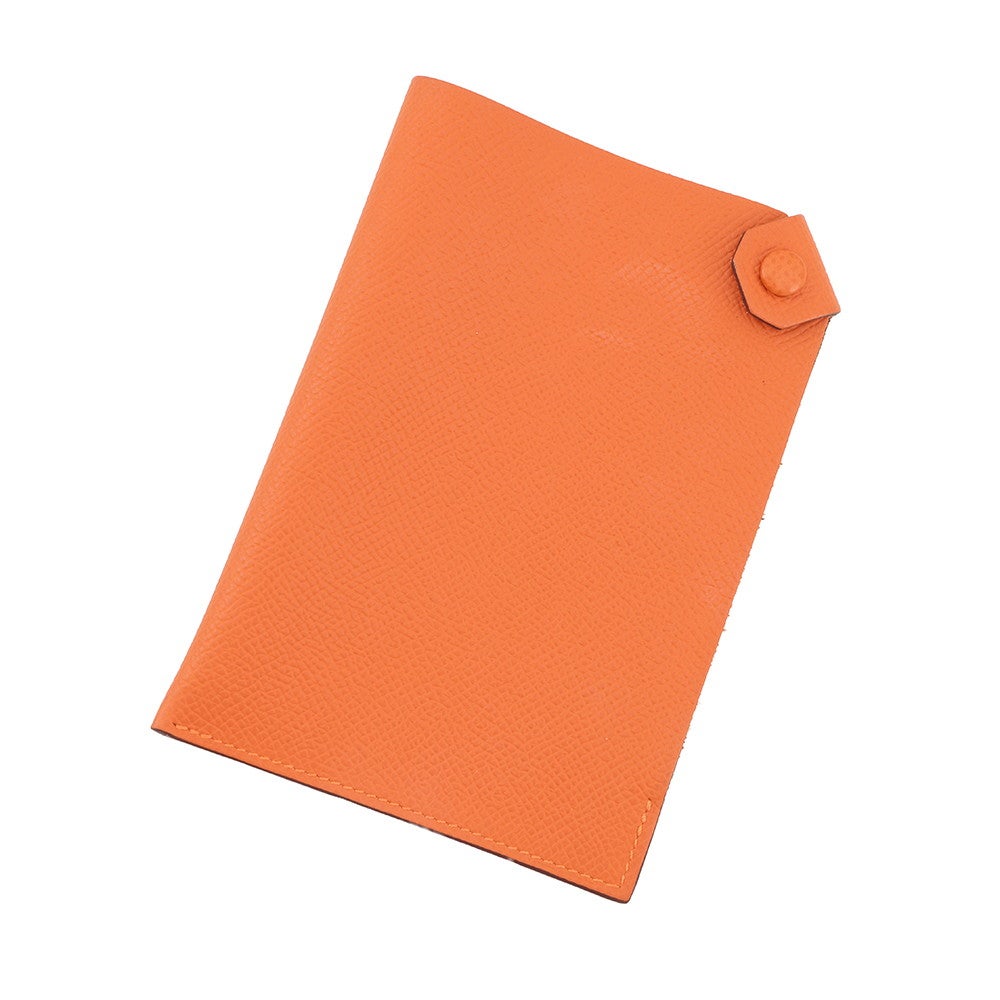 HERMES オレンジ パスポートケース エルメス パスポートケース ターマックPM オレンジ/シルバー金具
