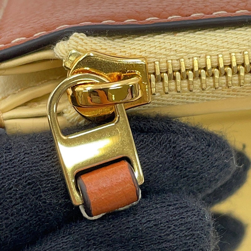 セリーヌ 二つ折り財布 コンパクトウォレット トリオンフ スタンプ L100H2O54.GHD1 CELINE