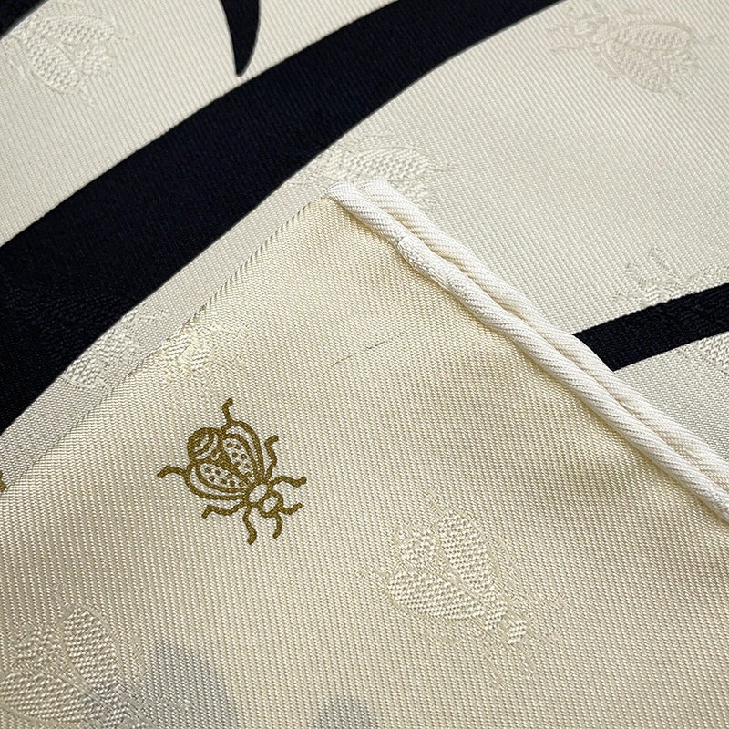 エルメス スカーフ カレ90 ブケ・フィナル・アベイユ Bouquet Final leather tassel scarf シルク HERMES 2025年秋冬