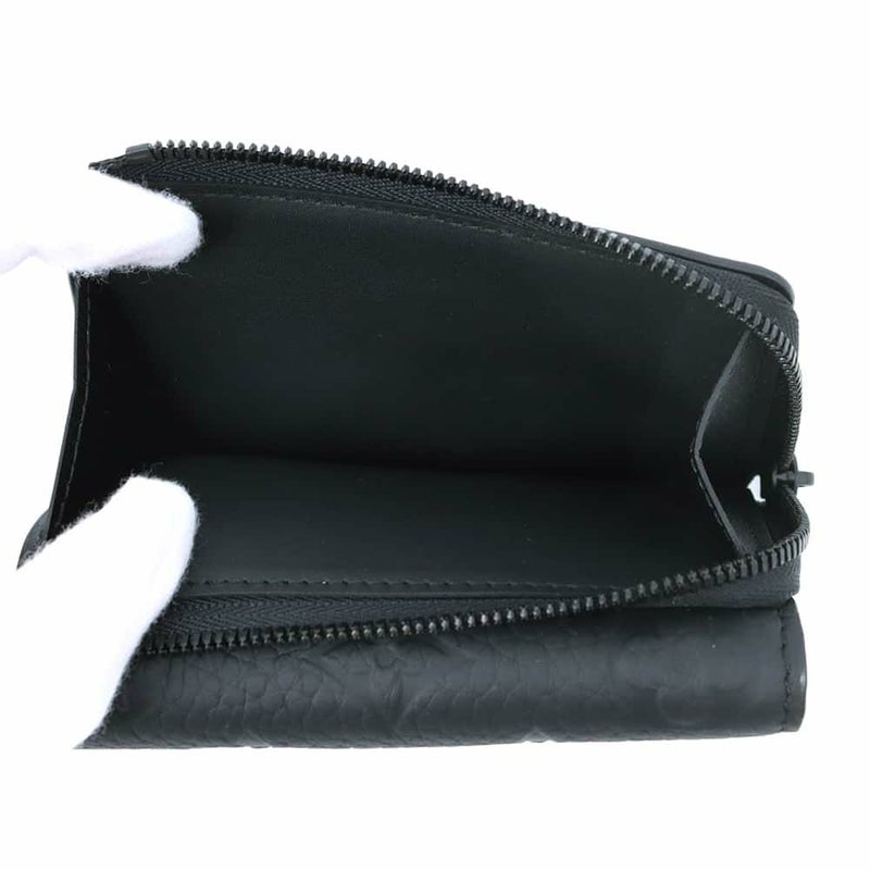 ルイヴィトン 三つ折り財布 モノグラム・パターン ポルトフォイユ・パイロット M82556 トリヨンレザー 黒 ブラック