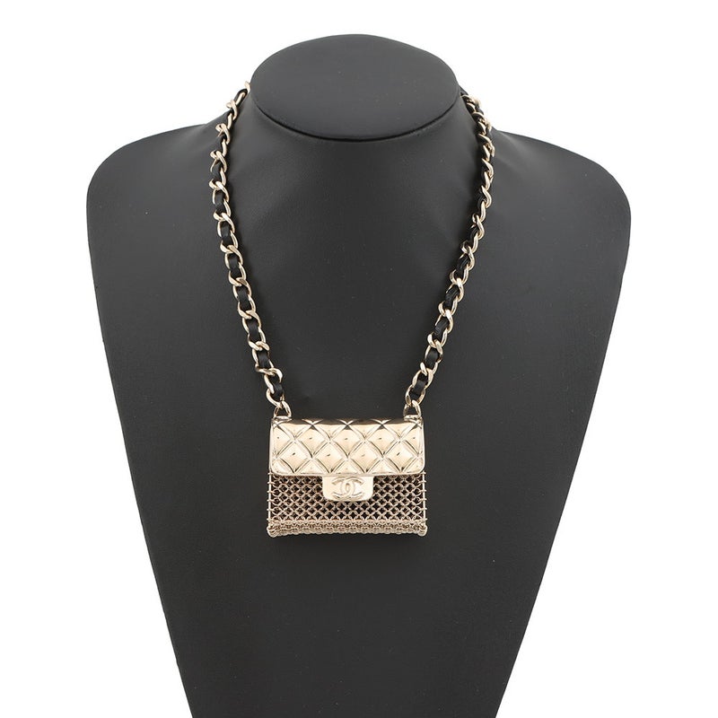 シャネル ネックレス マトラッセ バッグ型 B21 S AB6136 CHANEL チョーカー アクセサリー 黒