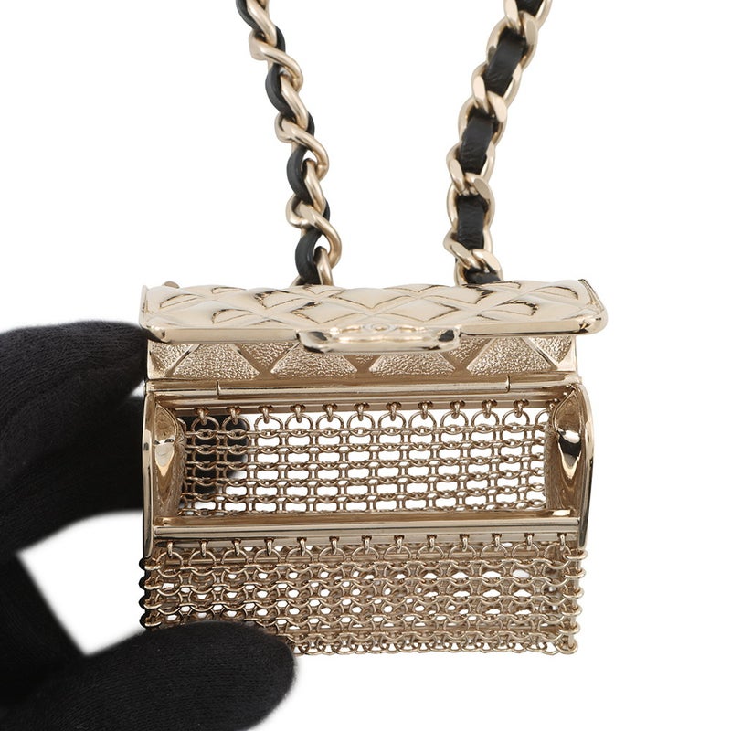 シャネル ネックレス マトラッセ バッグ型 B21 S AB6136 CHANEL チョーカー アクセサリー 黒