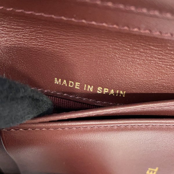 シャネル 二つ折り財布 マトラッセ ココマーク スモールウォレット キャビアスキン AP4652 CHANEL 黒