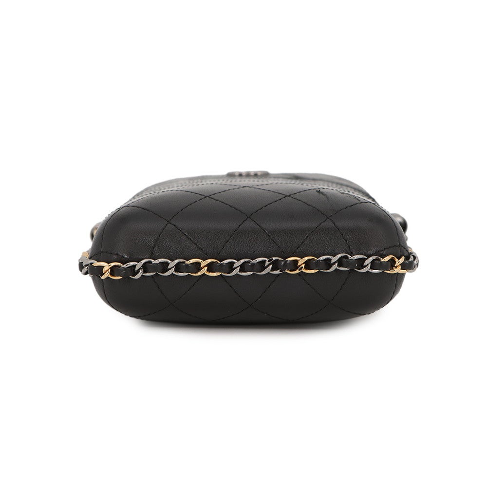 シャネル フォンケース チェーンアラウンド マトラッセ ココマーク ラムスキン A94471 CHANEL 黒 シャネル フォンケース チェーンアラウンド マトラッセ ココマーク