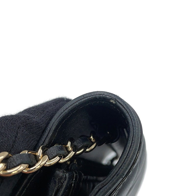 シャネル フォンケース マトラッセ ココマーク ラムスキン パテント AP3559 CHANEL 黒