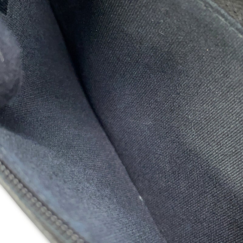 シャネル フォンケース マトラッセ ココマーク ラムスキン パテント AP3559 CHANEL 黒