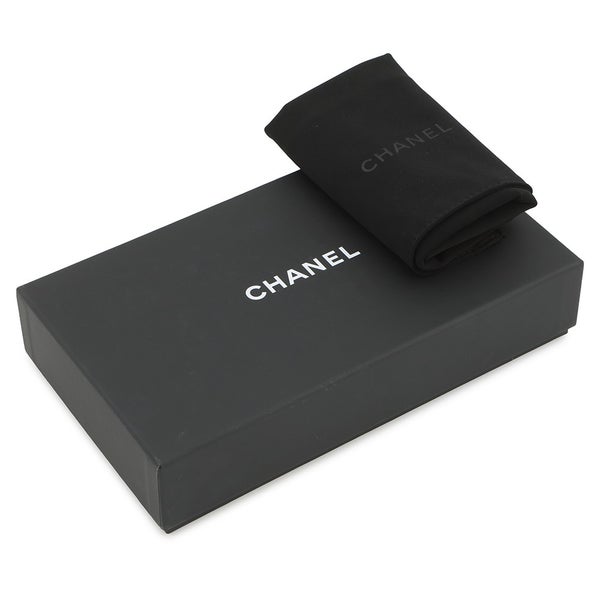 シャネル フォンケース マトラッセ ココマーク ラムスキン パテント AP3559 CHANEL 黒