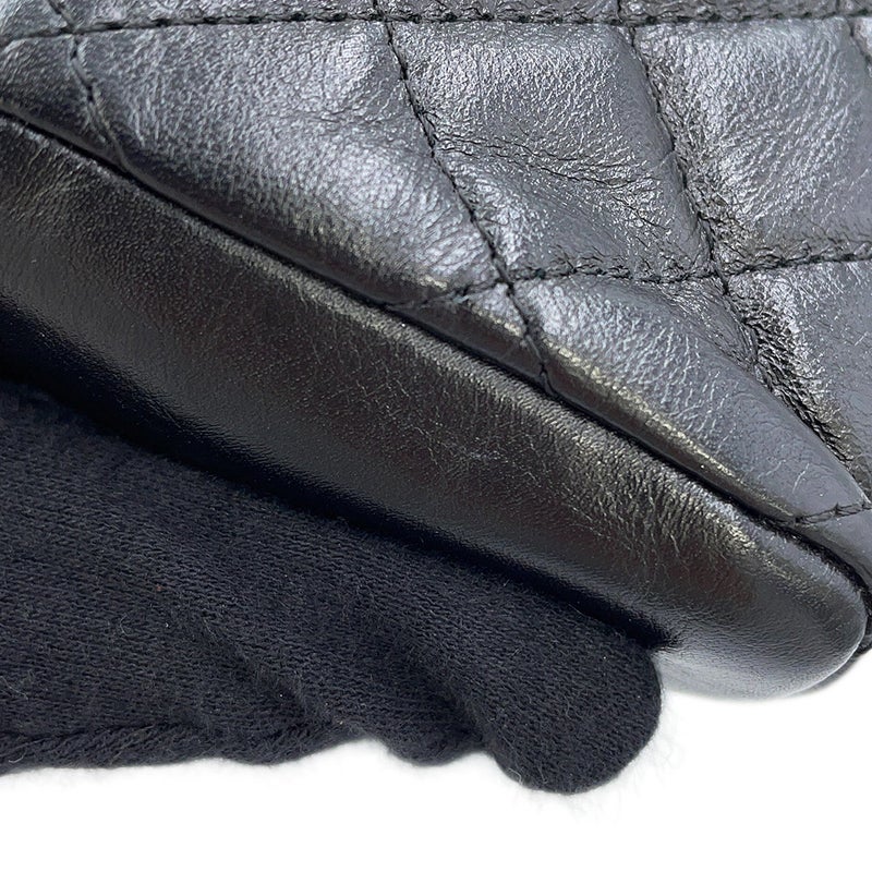 シャネル フォンケース マトラッセ 2.55 ミニ チェーンポシェット ラッキーチャーム カーフレザー A80446 CHANEL 黒