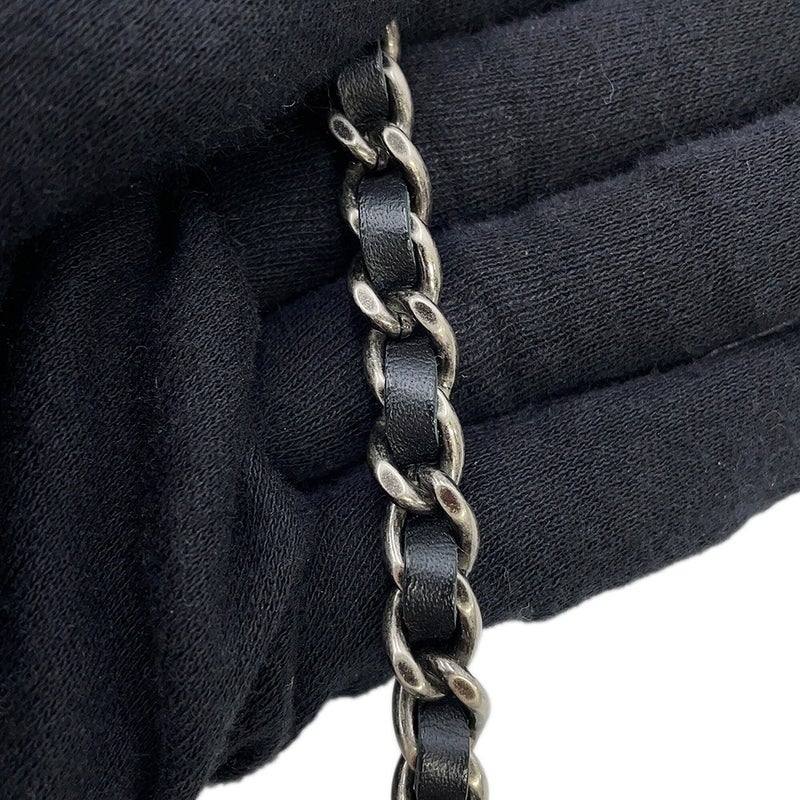 シャネル フォンケース マトラッセ 2.55 ミニ チェーンポシェット ラッキーチャーム カーフレザー A80446 CHANEL 黒