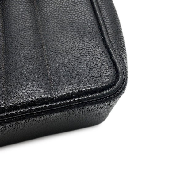 シャネル チェーンショルダーバッグ マドモアゼル ココマーク デカココ キャビアスキン CHANEL 黒