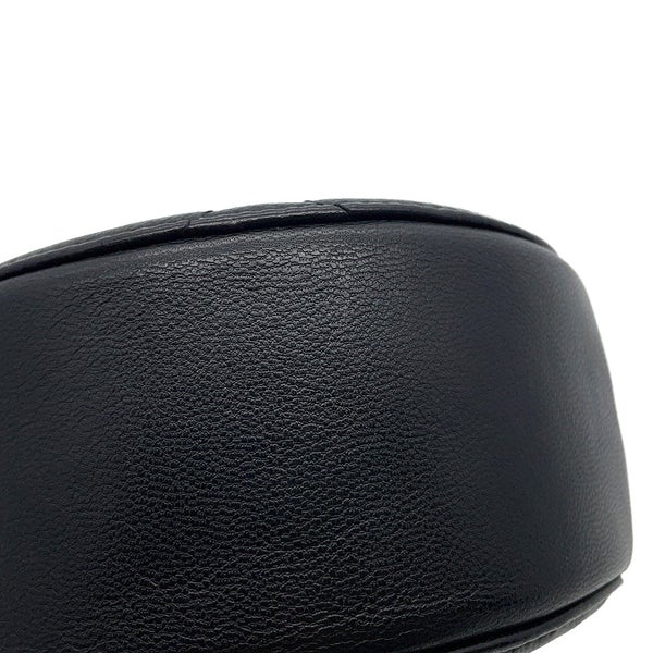 シャネル チェーンショルダーバッグ シャネル19 マトラッセ ココマーク ラムスキン AP0945 CHANEL 黒