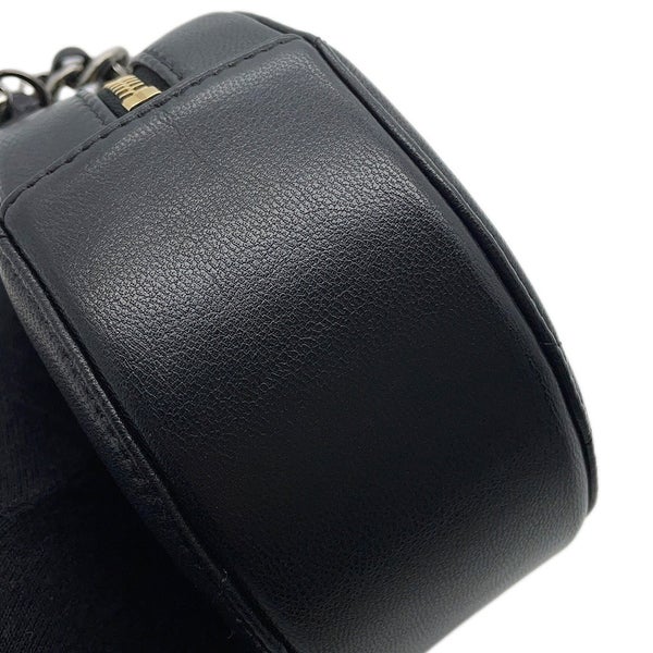 シャネル チェーンショルダーバッグ シャネル19 マトラッセ ココマーク ラムスキン AP0945 CHANEL 黒