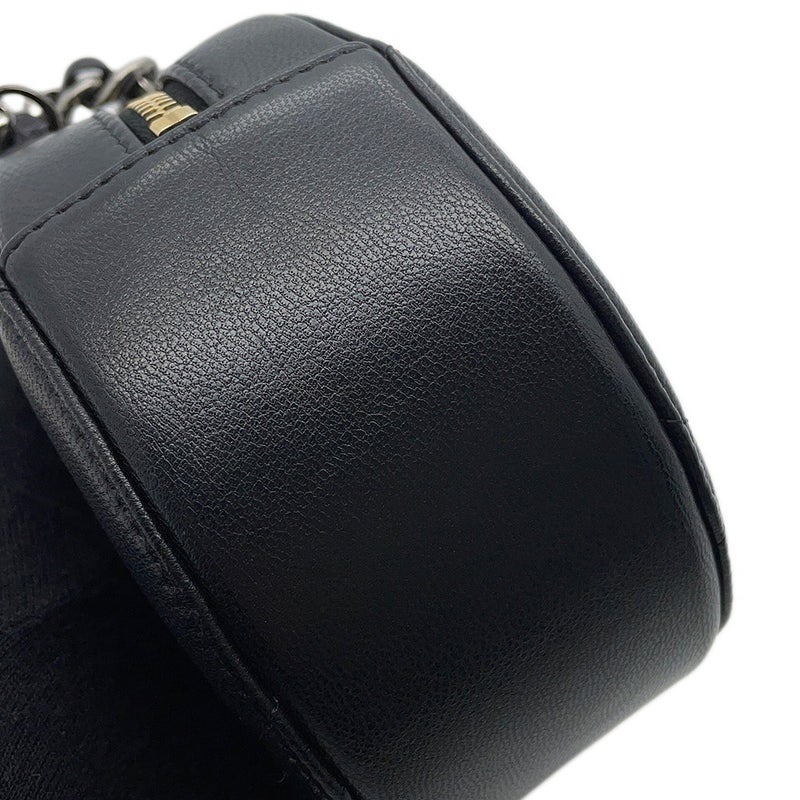 シャネル チェーンショルダーバッグ シャネル19 マトラッセ ココマーク ラムスキン AP0945 CHANEL 黒