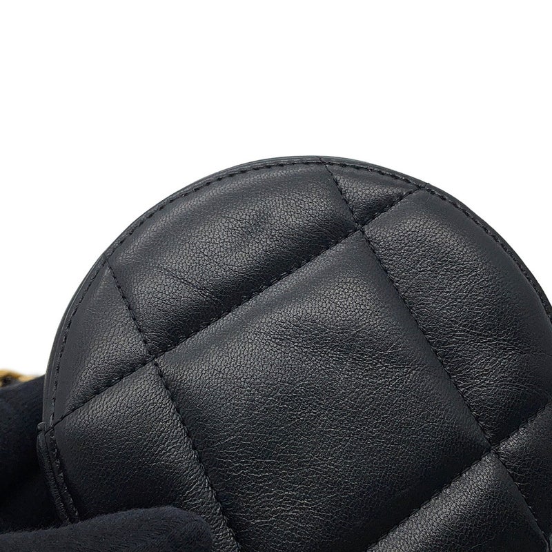 シャネル チェーンショルダーバッグ シャネル19 マトラッセ ココマーク ラムスキン AP0945 CHANEL 黒