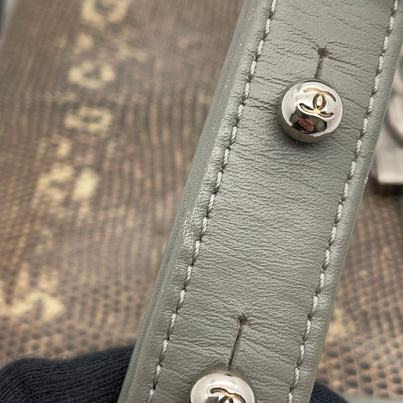 シャネル チェーンショルダーバッグ ボーイシャネル スモール マトラッセ ココマーク ラムスキン/リザード CHANEL 黒