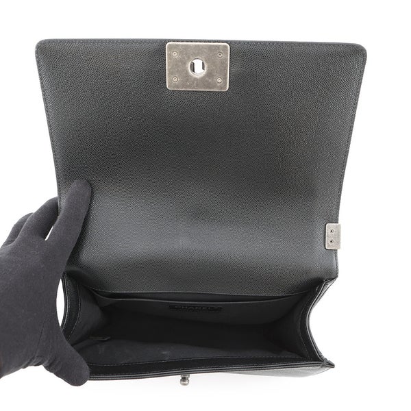 シャネル チェーンショルダーバッグ ボーイシャネル キャビアスキン A67086 CHANEL バッグ 黒