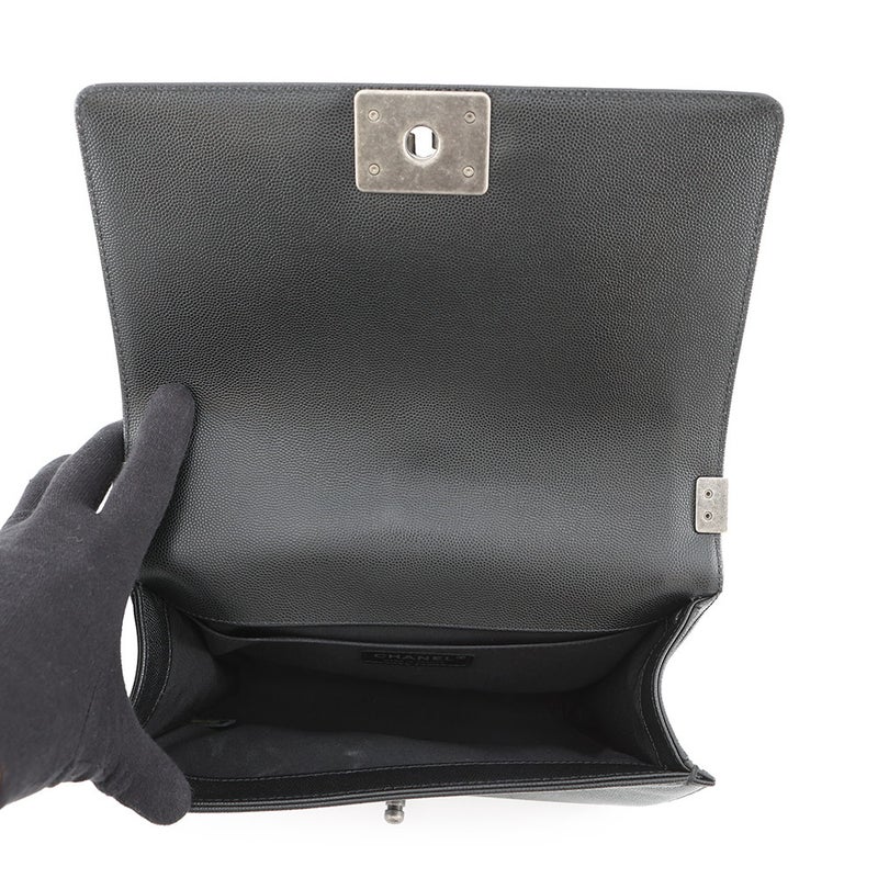 シャネル チェーンショルダーバッグ ボーイシャネル キャビアスキン A67086 CHANEL バッグ 黒