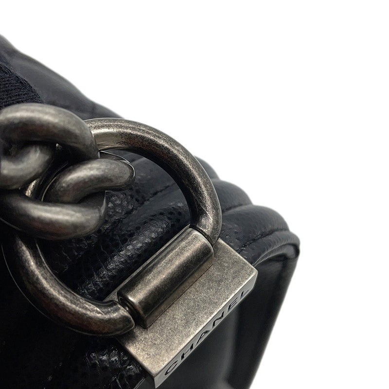 シャネル チェーンショルダーバッグ ボーイシャネル キャビアスキン A67086 CHANEL バッグ 黒