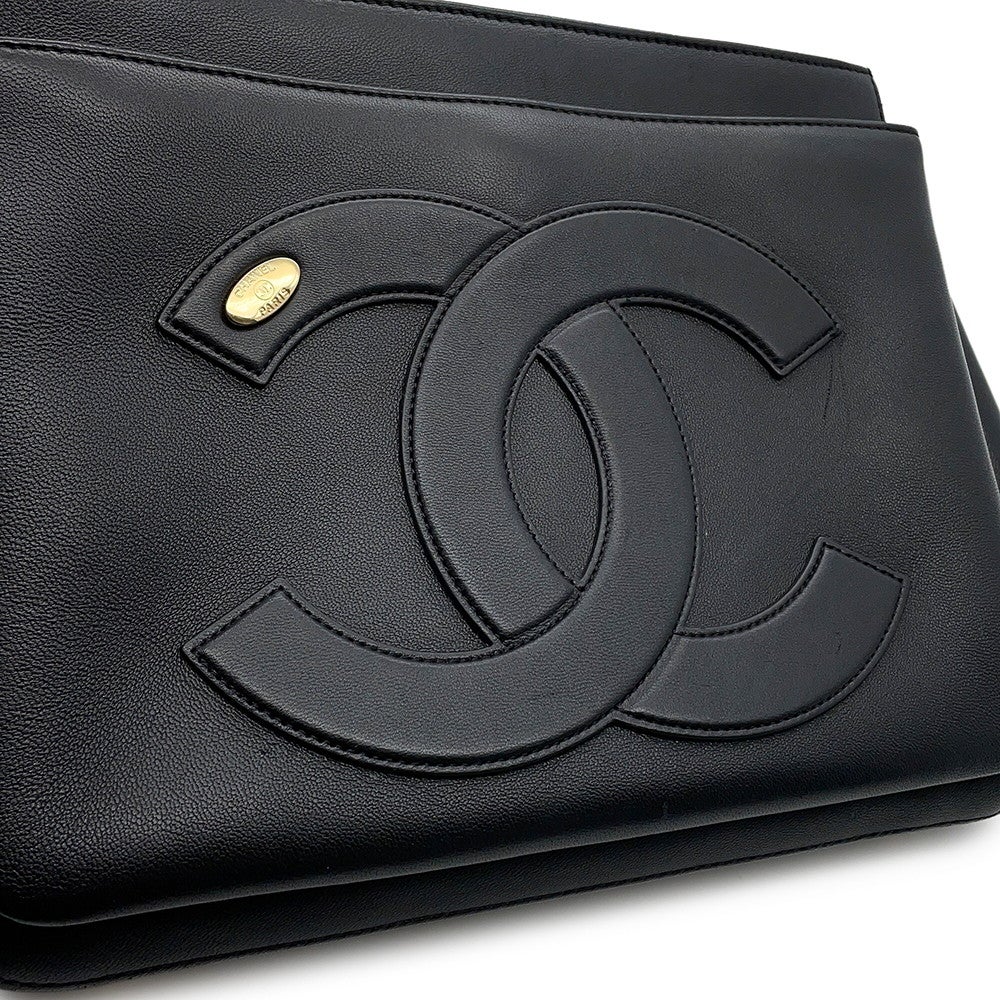 シャネル チェーンショルダーバッグ ココマーク レザー AS0326 CHANEL