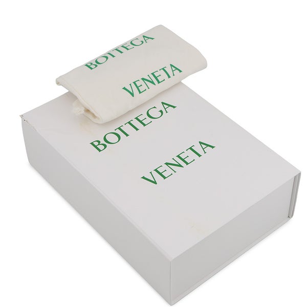 ボッテガヴェネタ ショルダーバッグ ミニ カセット バケットバッグ レザー 680217 BOTTEGA VENETA