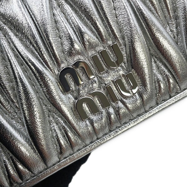 ミュウミュウ カードケース マテラッセ ロゴ ナッパレザー 5MC076 Miu Miu 財布