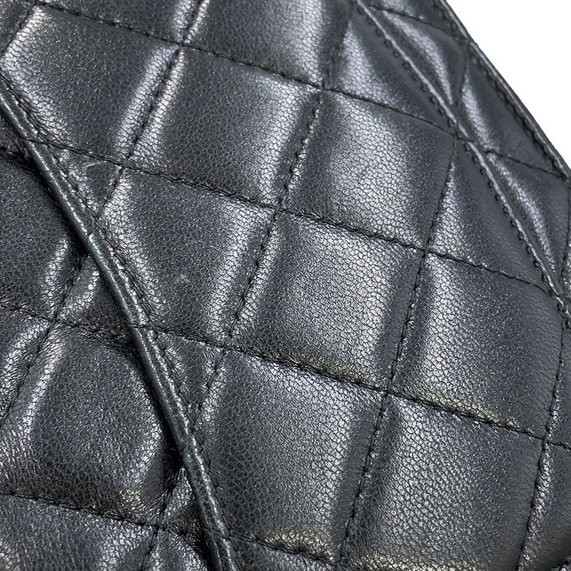 シャネル チェーンウォレット クラシック マトラッセ ココマーク ラムスキン AP0250 CHANEL 財布 黒