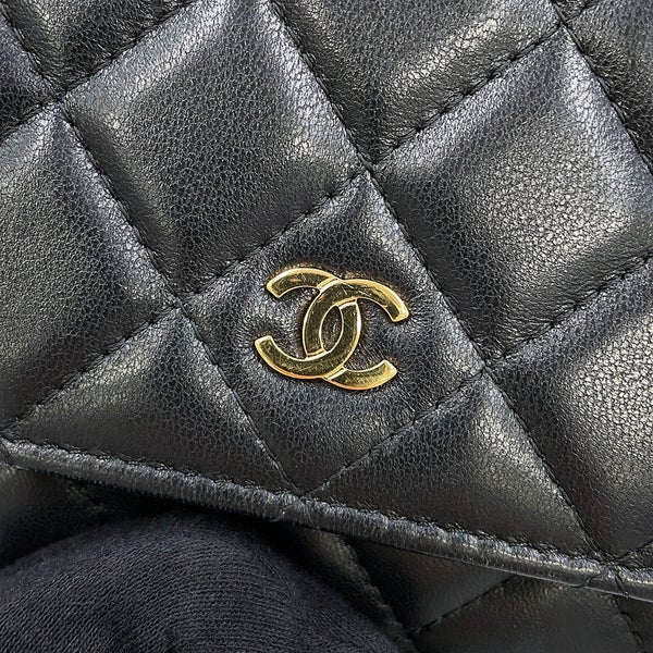 シャネル チェーンウォレット クラシック マトラッセ ココマーク ラムスキン AP0250 CHANEL 財布 黒