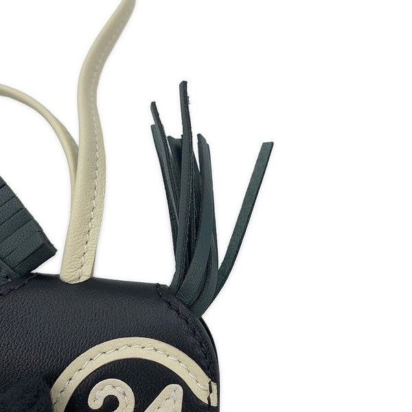 エルメス バッグチャーム ロデオPM ロベオ 24 ヴェールマングローブ/ブラック/クレ ラムスキン/スイフト K刻印 HERMES