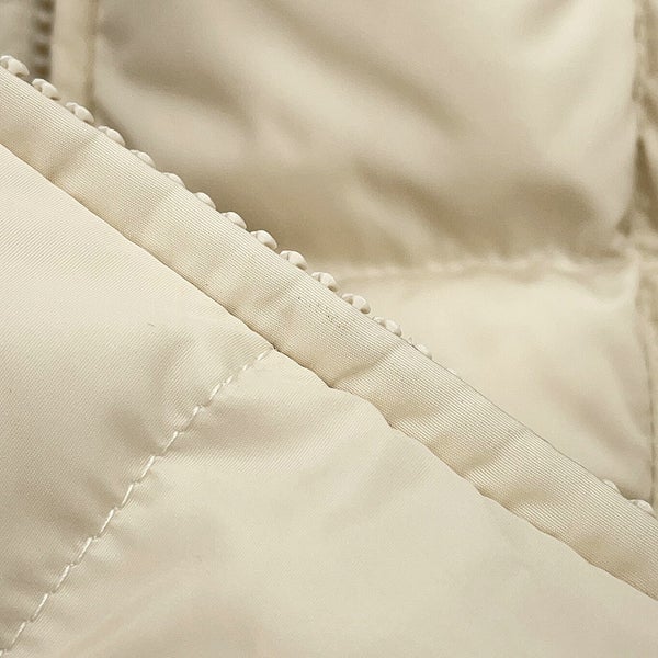 モンクレール ダウンジャケット AVOCE アヴォーチェ レディースサイズ00 J20931A00151539ZD MONCLER 白