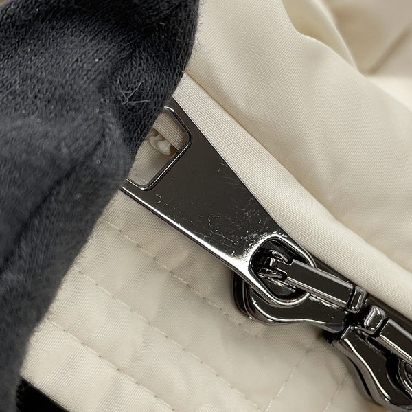 モンクレール ダウンジャケット AVOCE アヴォーチェ レディースサイズ00 J20931A00151539ZD MONCLER 白