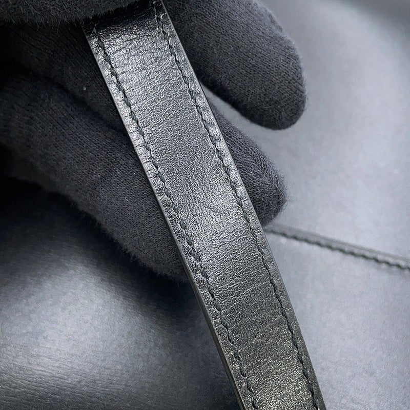 サンローランパリ ショルダーバッグ マンハッタン スモール カーフレザー 675626 SAINT LAURENT PARIS 黒