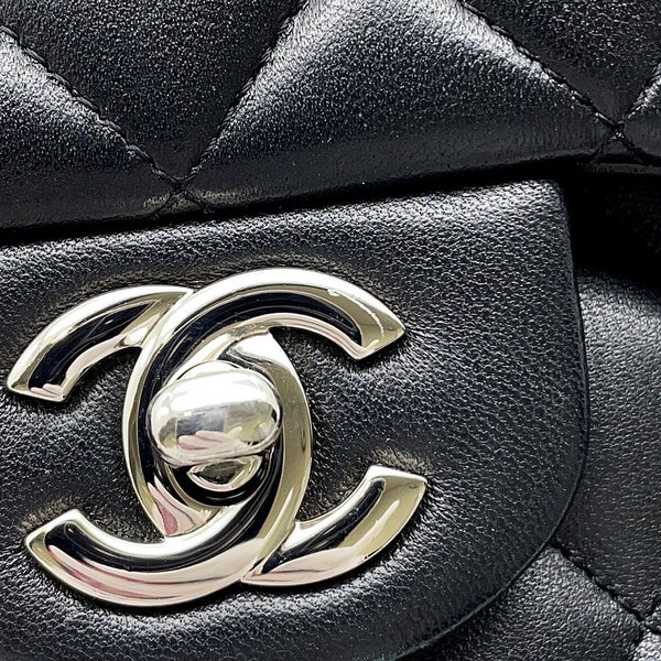 シャネル チェーンショルダーバッグ マトラッセ25 ココマーク ラムスキン ダブルチェーン A01112 CHANEL