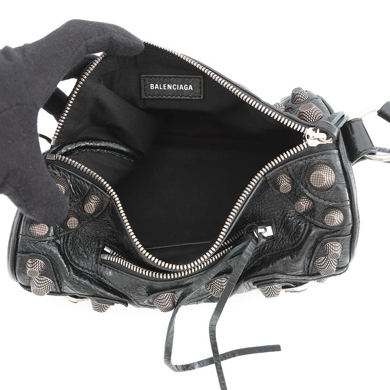 バレンシアガ ショルダーバッグ ルカゴール シリンダー レザー 771716 BALENCIAGA 黒