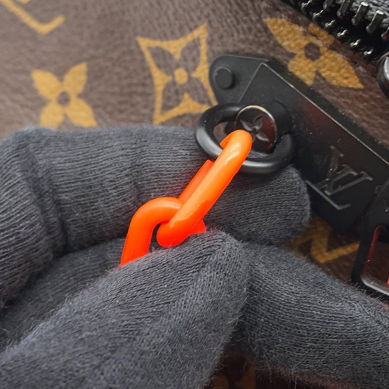 ルイヴィトン セカンドバッグ モノグラム・ソーラーレイ ポシェット・ヴォルガ M44482 LOUIS VUITTON ブラック 黒