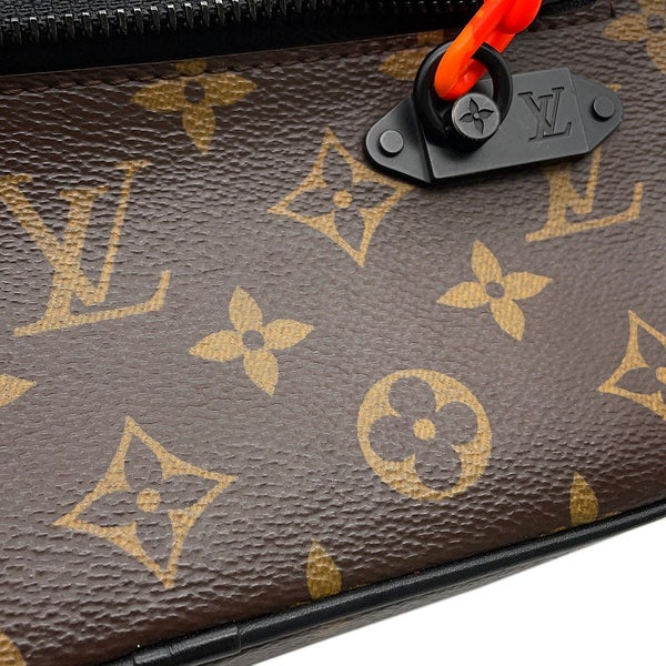 ルイヴィトン セカンドバッグ モノグラム・ソーラーレイ ポシェット・ヴォルガ M44482 LOUIS VUITTON ブラック 黒
