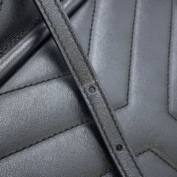 サンローランパリ ショルダーバッグ ルル トイバッグ カーフレザー 678401 SAINT LAURENT PARIS 黒