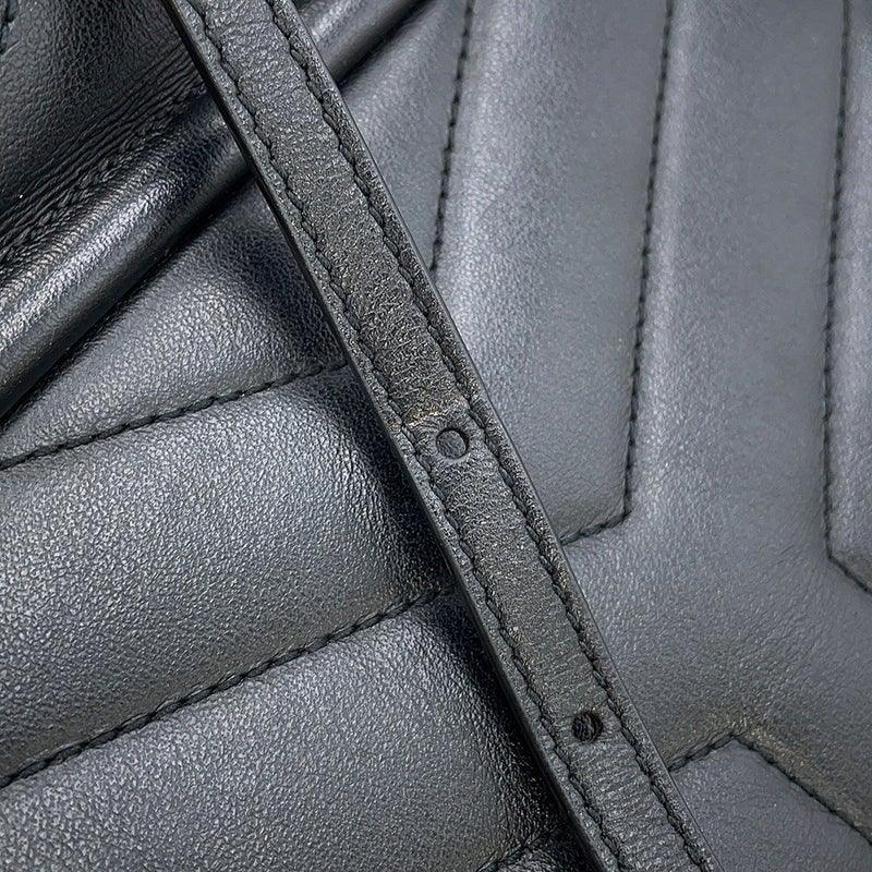 サンローランパリ ショルダーバッグ ルル トイバッグ カーフレザー 678401 SAINT LAURENT PARIS 黒