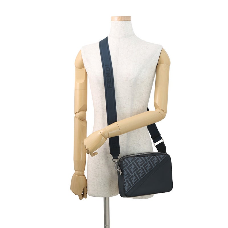 フェンディ ショルダーバッグ ダイアゴナル カメラケース ズッカ柄 レザー/PVC 7M0286 FENDI