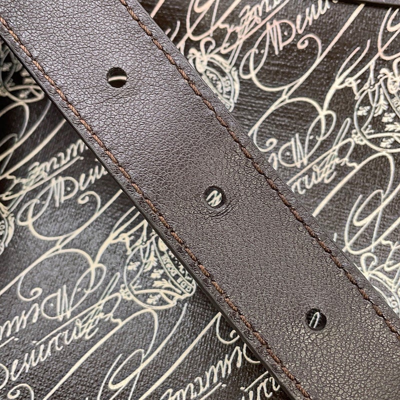 ベルルッティ ショルダーバッグ ミュゼット トワル マルブフ メッセンジャーバッグ Berluti アウトレット品