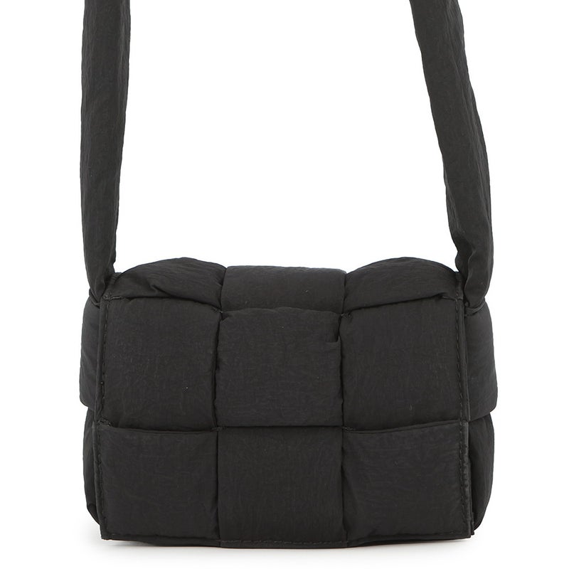 ボッテガヴェネタ ショルダーバッグ パデッド テック キャンディ カセット ナイロン 691018 BOTTEGA VENETA 黒
