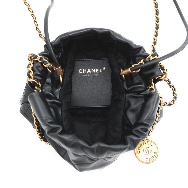 シャネル ハンドバッグ CHANEL 22 ミニ ココマーク シャイニーカーフレザー AS3980 CHANEL 2way 黒