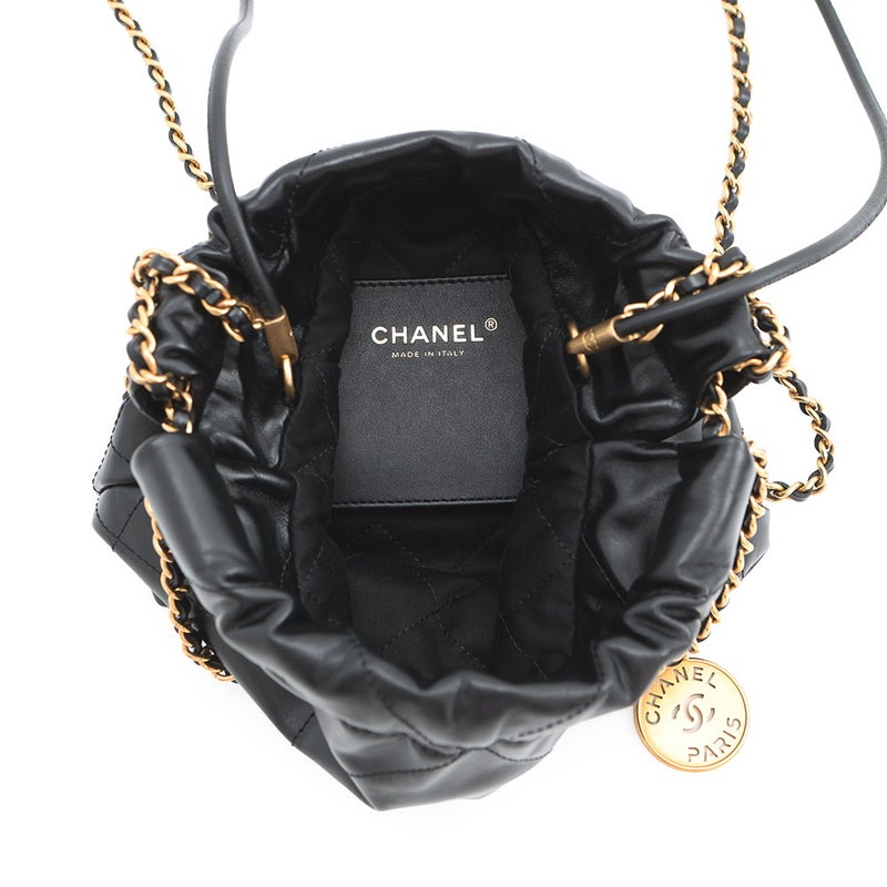 シャネル ハンドバッグ CHANEL 22 ミニ ココマーク シャイニーカーフレザー AS3980 CHANEL 2way 黒