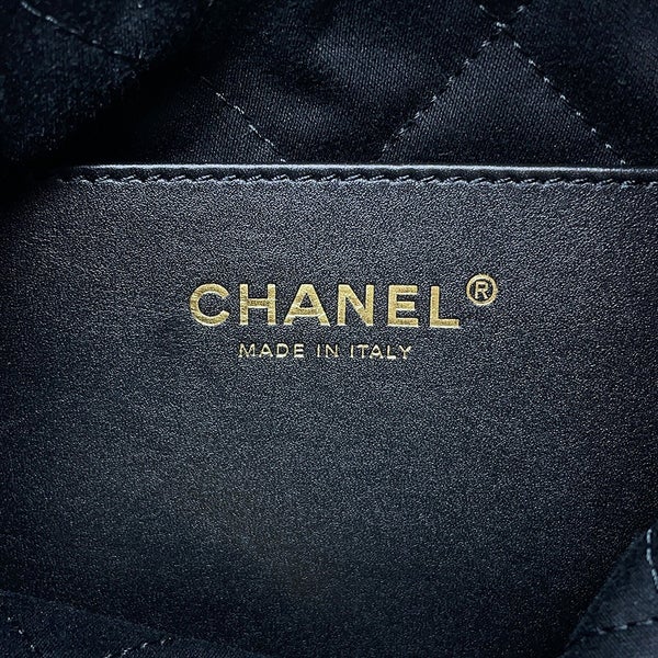 シャネル ハンドバッグ CHANEL 22 ミニ ココマーク シャイニーカーフレザー AS3980 CHANEL 2way 黒