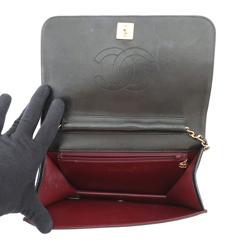 シャネル チェーンショルダーバッグ マトラッセ ココマーク ラムスキン A03568 CHANEL バッグ 黒
