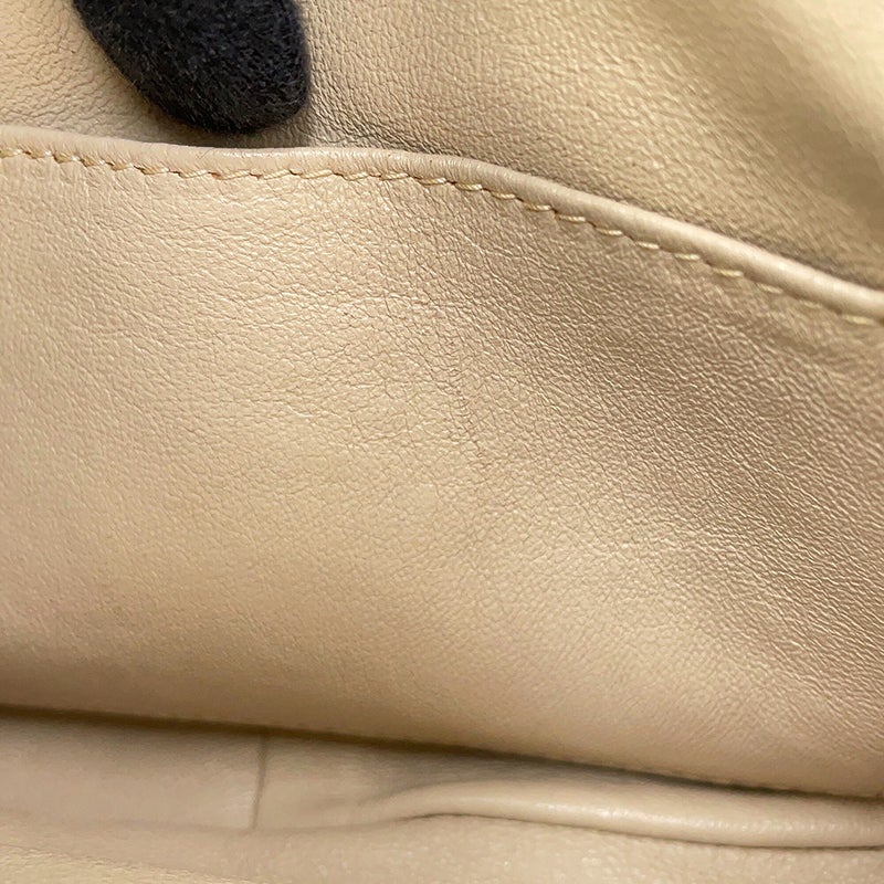 シャネル ショルダーバッグ ココマーク マトラッセ キャンバス レザー CHANEL